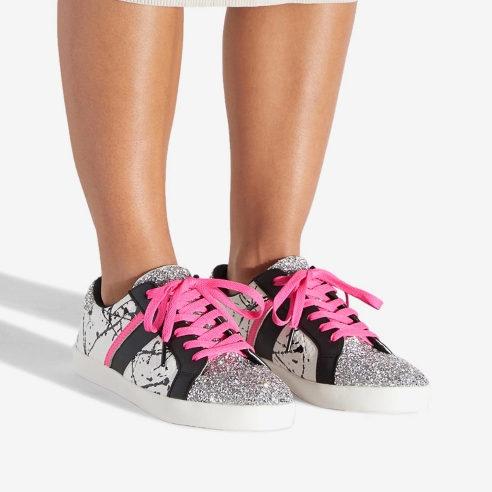 Wyatt Paint Splatter sneakers size 7.5